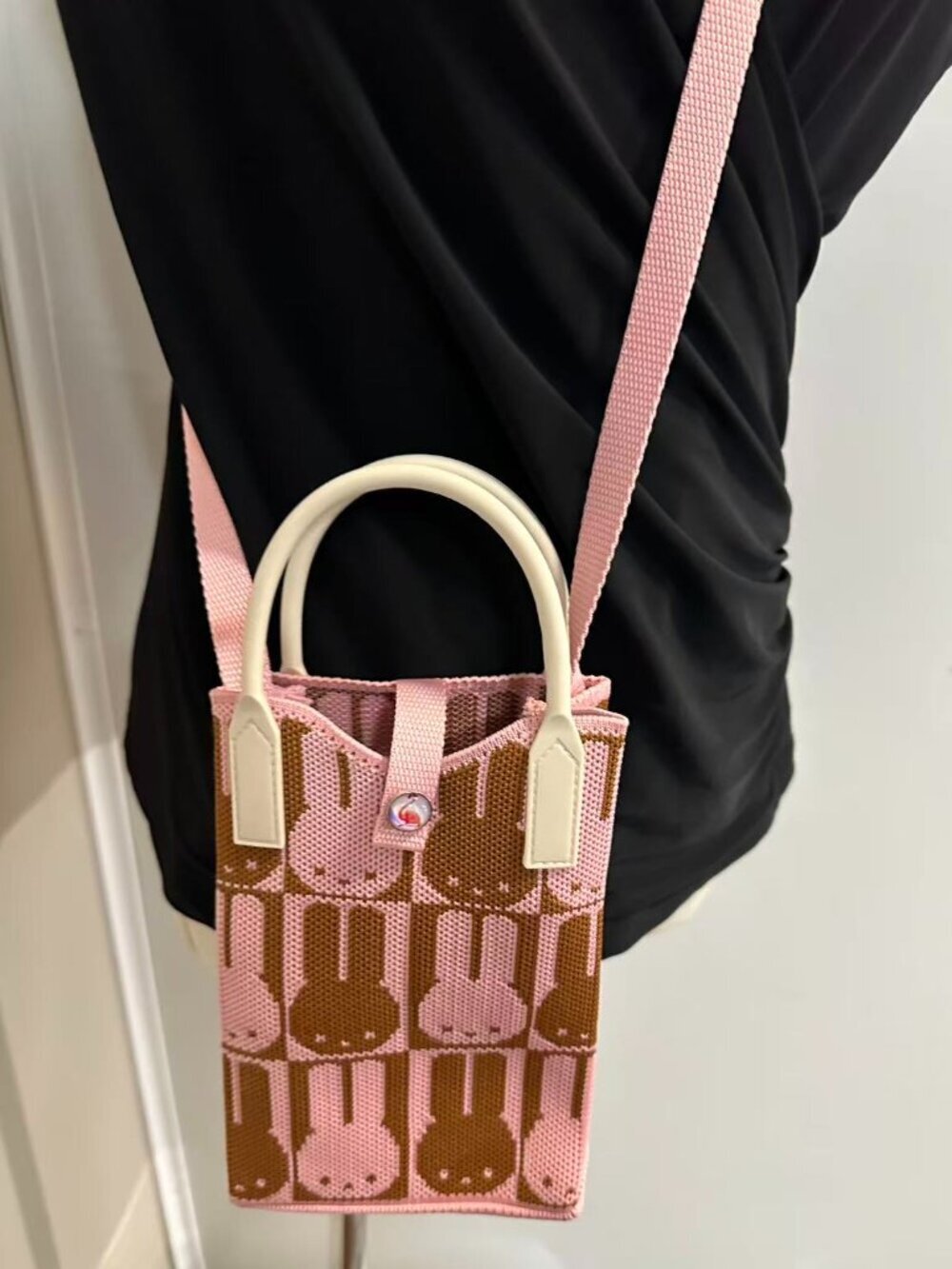 Small /cute Crossbody Bags for Women Girls Everyday - Picture 3 of 7